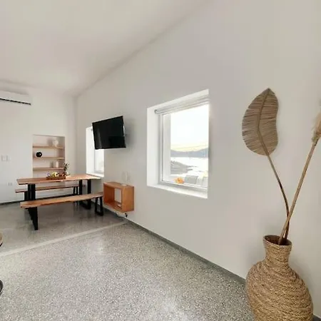 別荘 Linardo's Cycladic House ナウサ