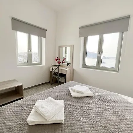 別荘 Linardo's Cycladic House *