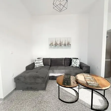 Linardo's Cycladic House ナウサ