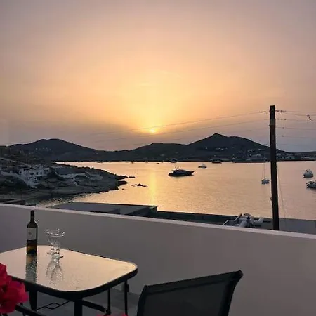 別荘 Linardo's Cycladic House ナウサ