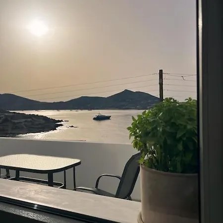 Linardo's Cycladic House 別荘