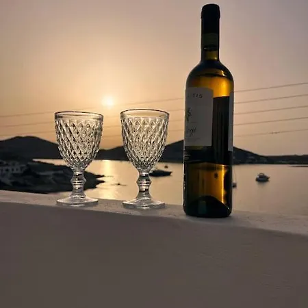 Linardo's Cycladic House 別荘