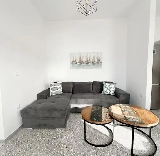 Linardo's Cycladic House ナウサ