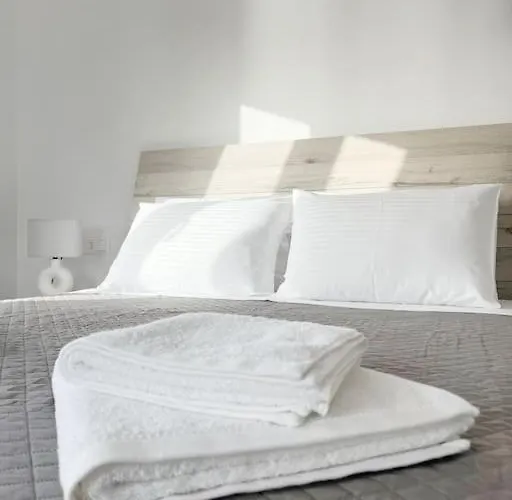 Linardo's Cycladic House Tatil Evi